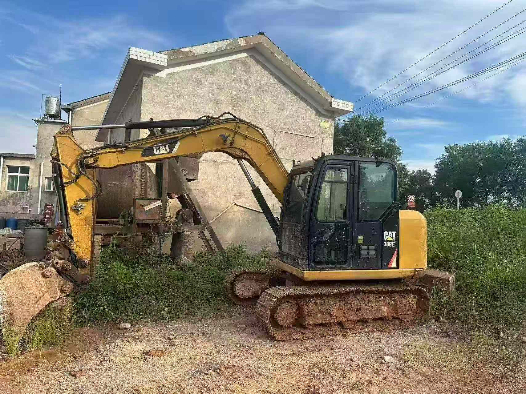 Buy Caterpillar 307B Used Excavator / 1