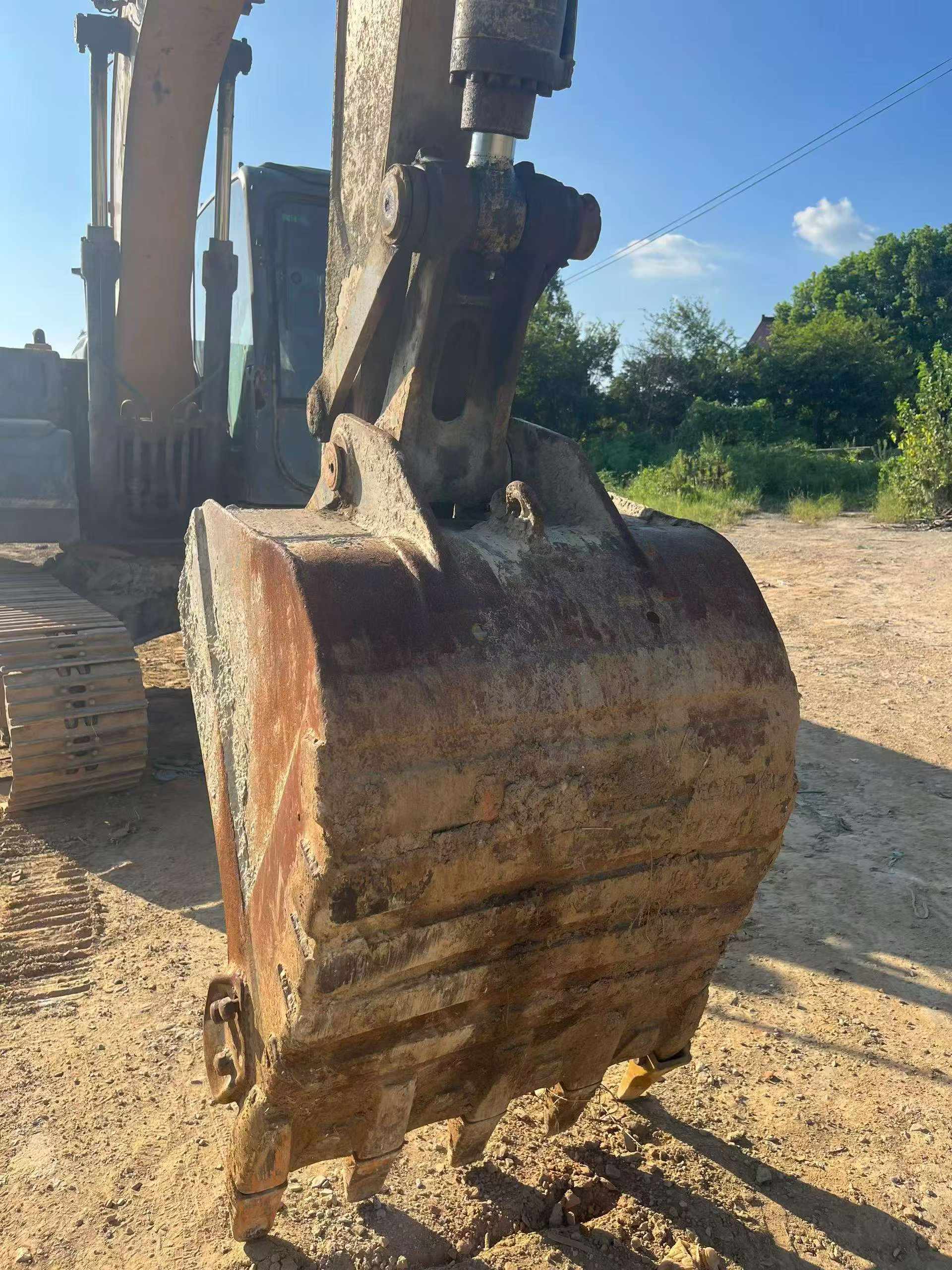 Buy XCMG XE135B Used Excavator / 8 Buy XCMG XE135B Used Excavator / 8