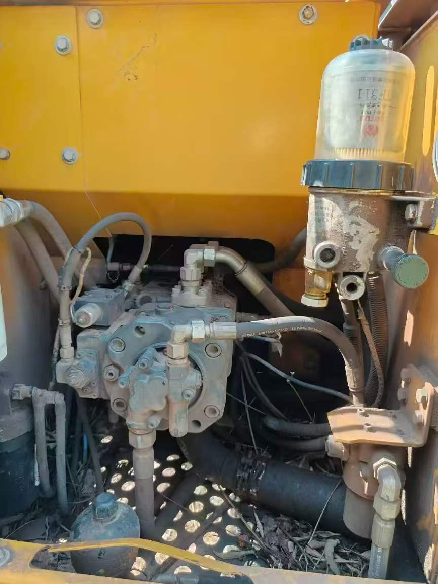 Buy XCMG XE135B Used Excavator / 5 Buy XCMG XE135B Used Excavator / 5