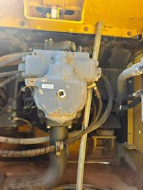 Buy Komatsu Used Excavator / 2 Buy Komatsu Used Excavator / 2