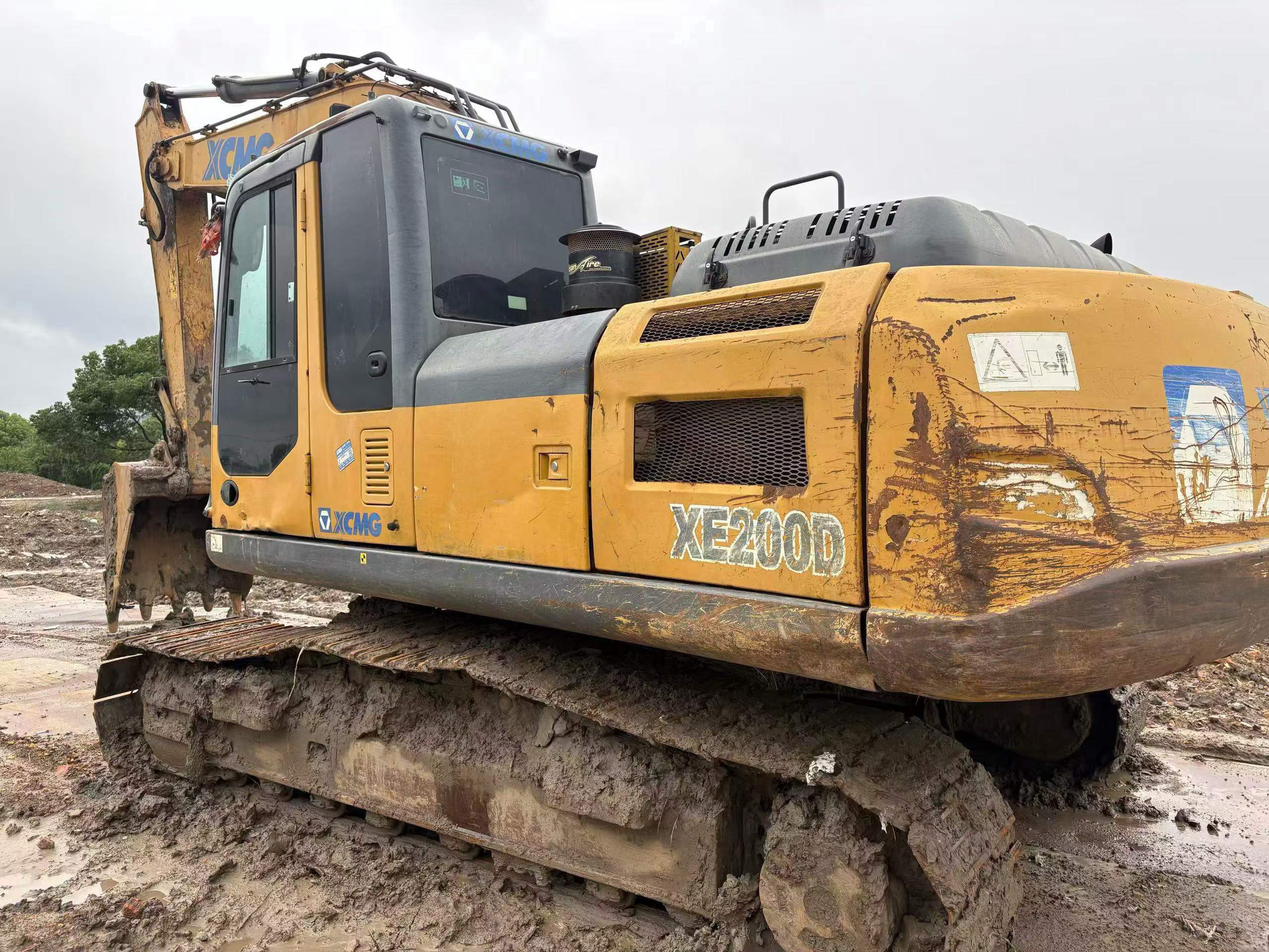 Buy XCMG XE200 Used Excavator / 1