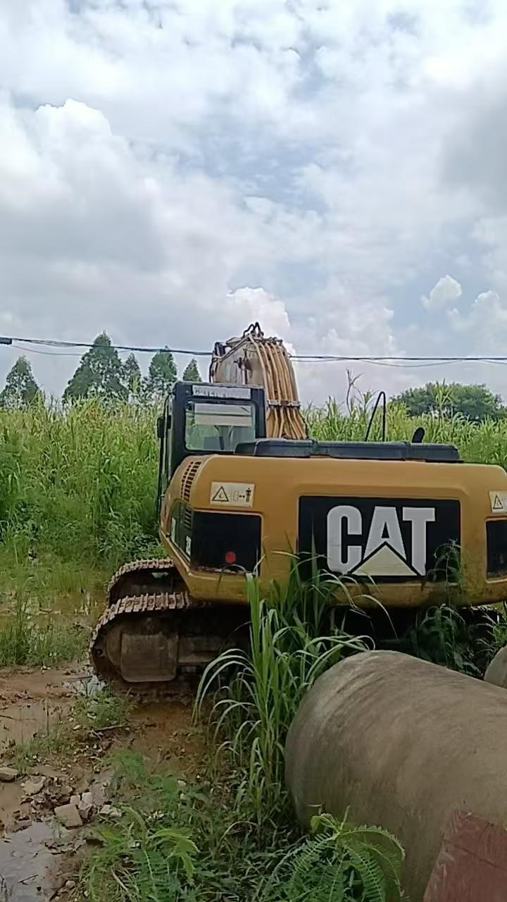 Buy Caterpillar 320A Used Excavator / 1