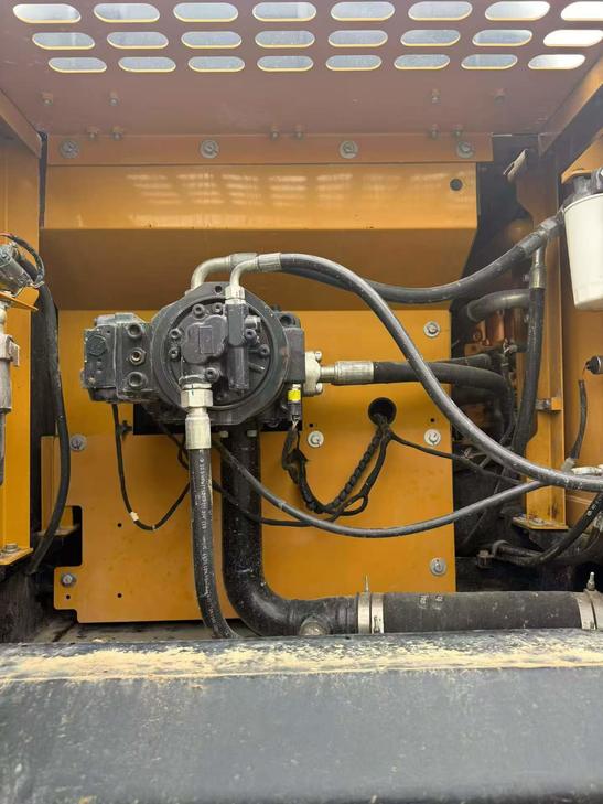 Buy Sany SY245H Used Excavator / 1