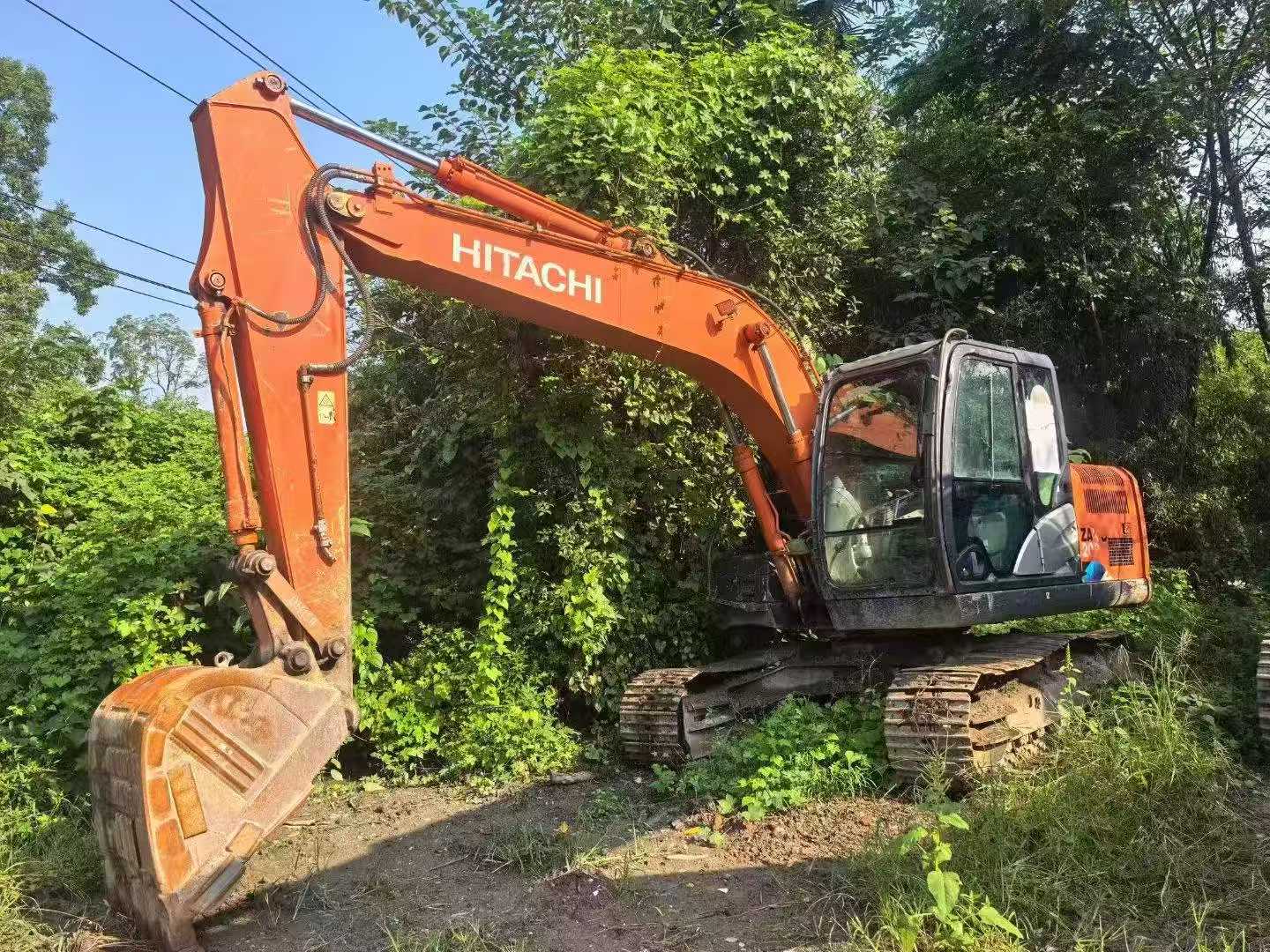Comprar Hitachi ZX130-5A Usado Excavadora