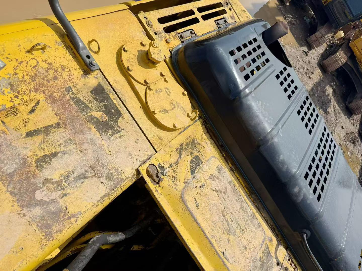 Buy Komatsu Used Excavator / 8 Buy Komatsu Used Excavator / 8