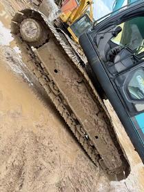Buy Kobelco SK210-6 Used Excavator / 5 Buy Kobelco SK210-6 Used Excavator / 5