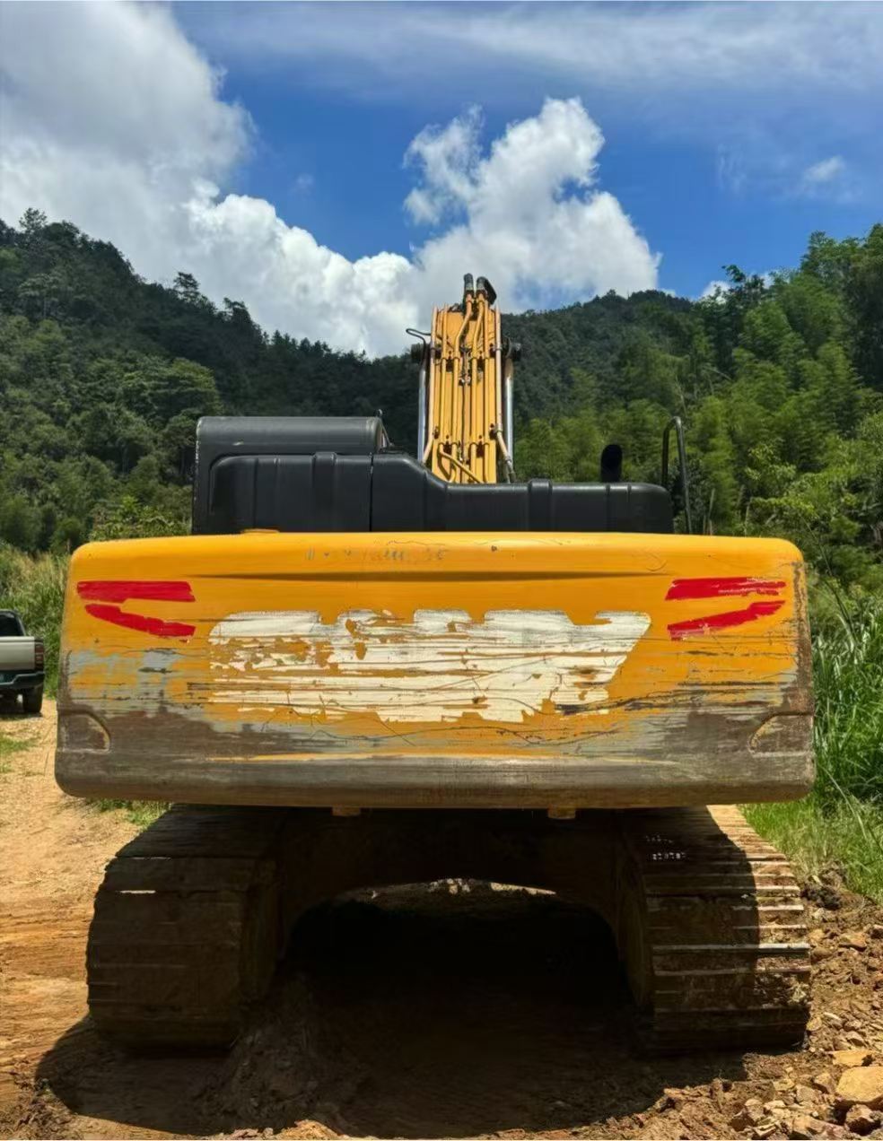 Buy Sany SY205C Used Excavator / 2