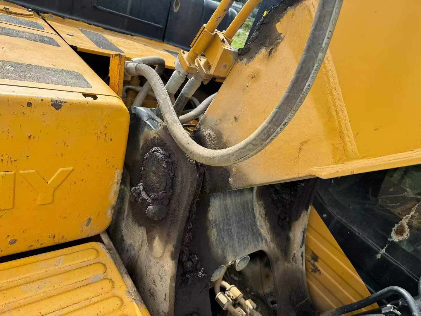 Buy Sany SY205C Used Excavator / 5 Buy Sany SY205C Used Excavator / 5