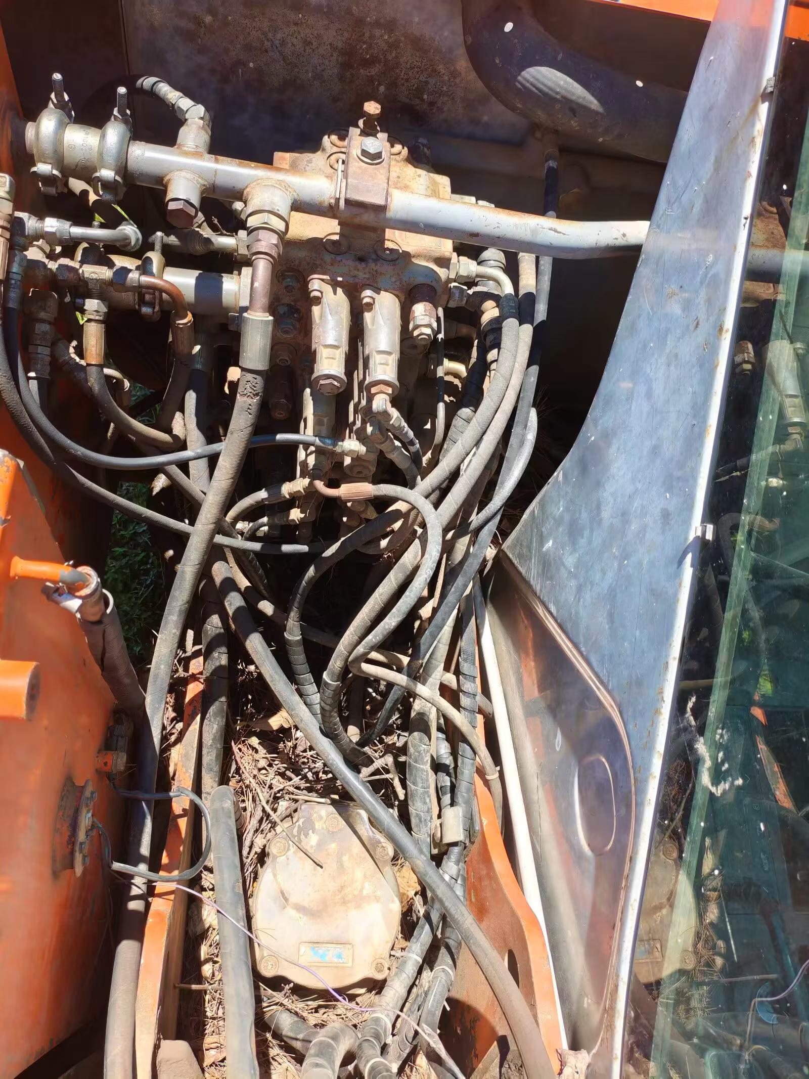 Buy Hitachi ZX60 Used Excavator / 4
