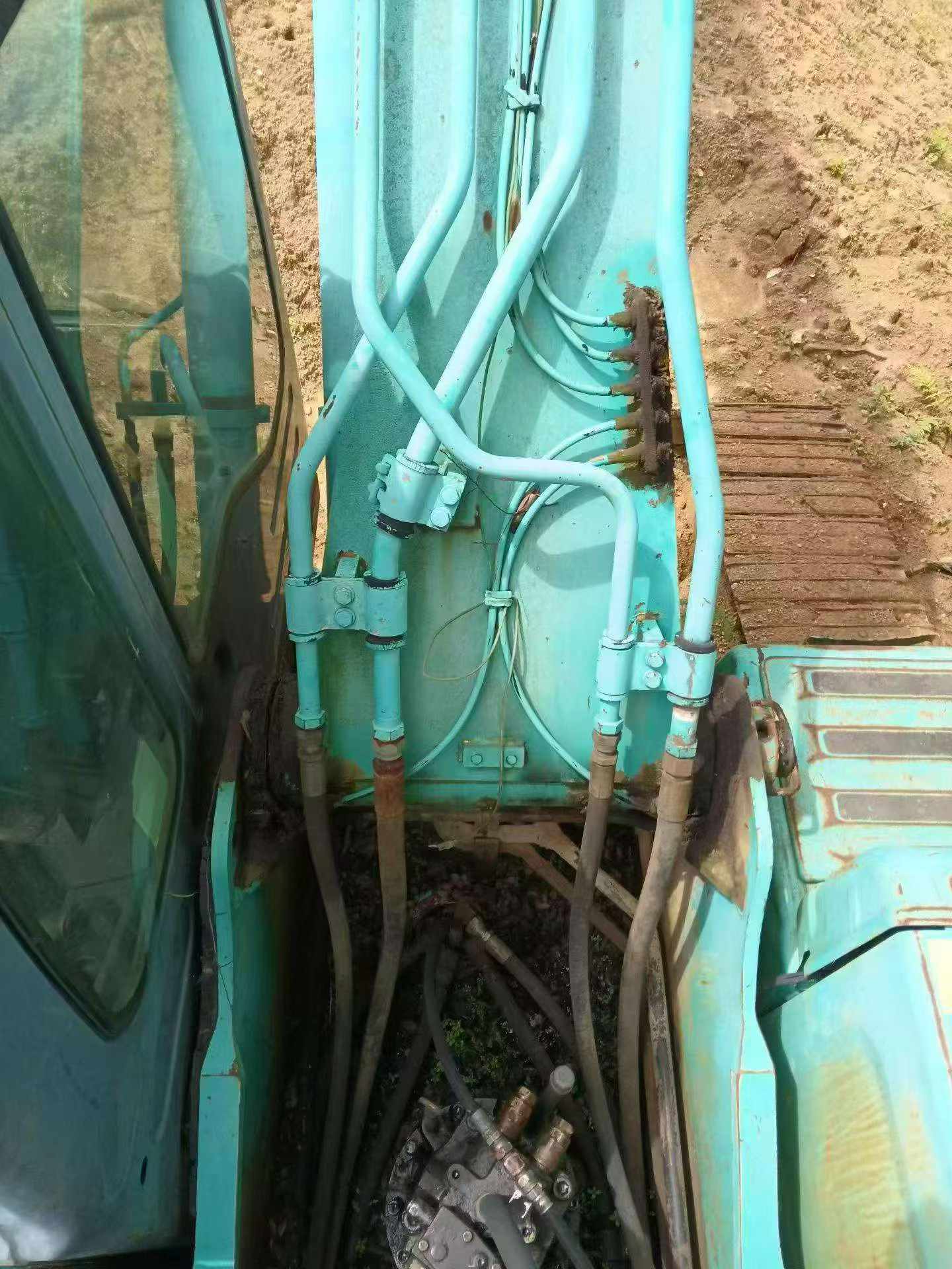 Buy Kobelco SK200-8 Used Excavator / 6 Buy Kobelco SK200-8 Used Excavator / 6
