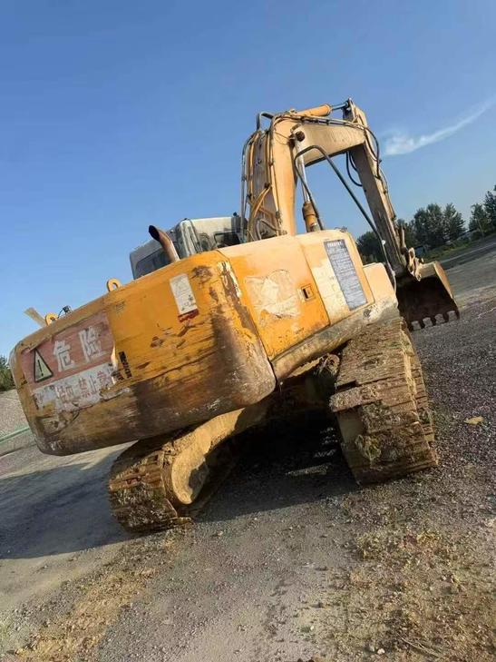 Buy Hyundai R215-7 Used Excavator / 1
