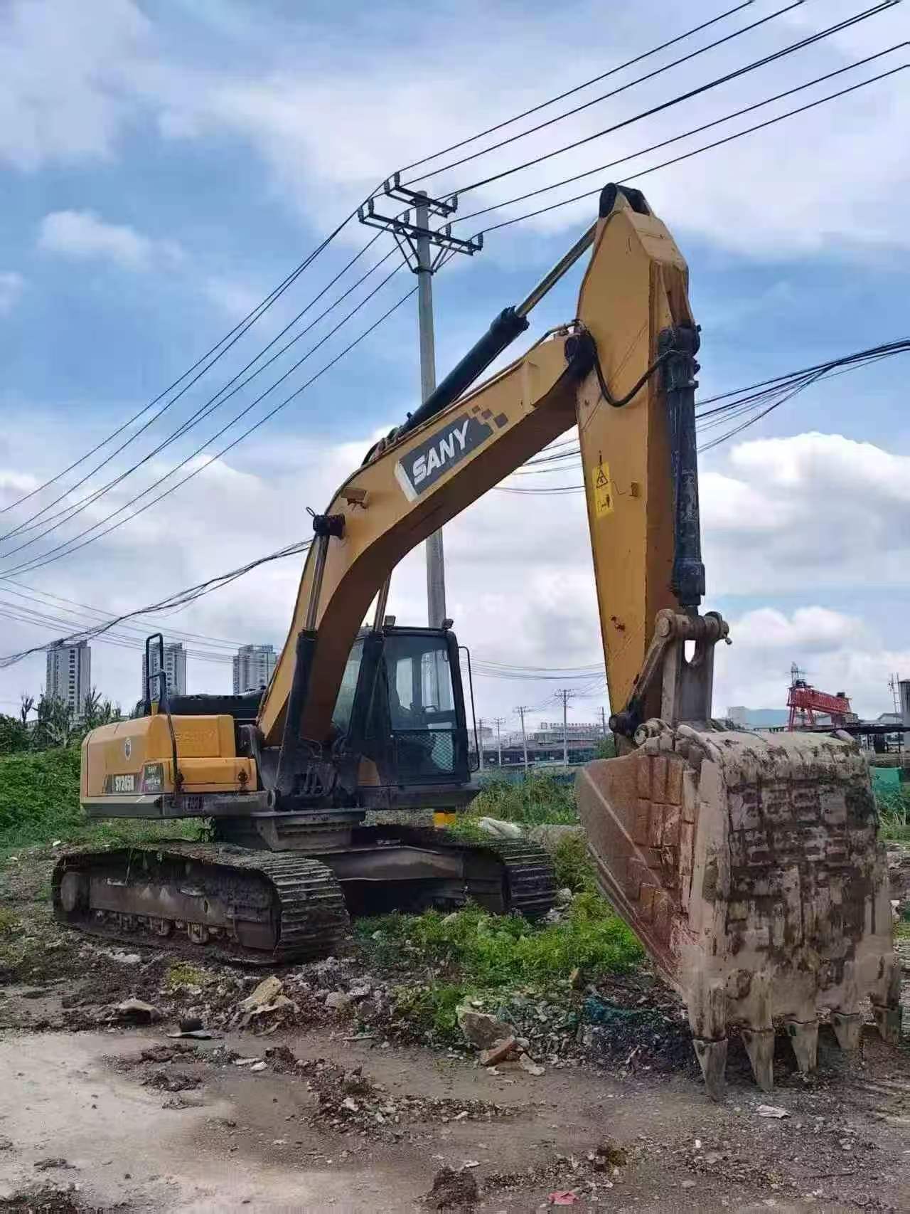 Buy Sany SY245H Used Excavator / 1