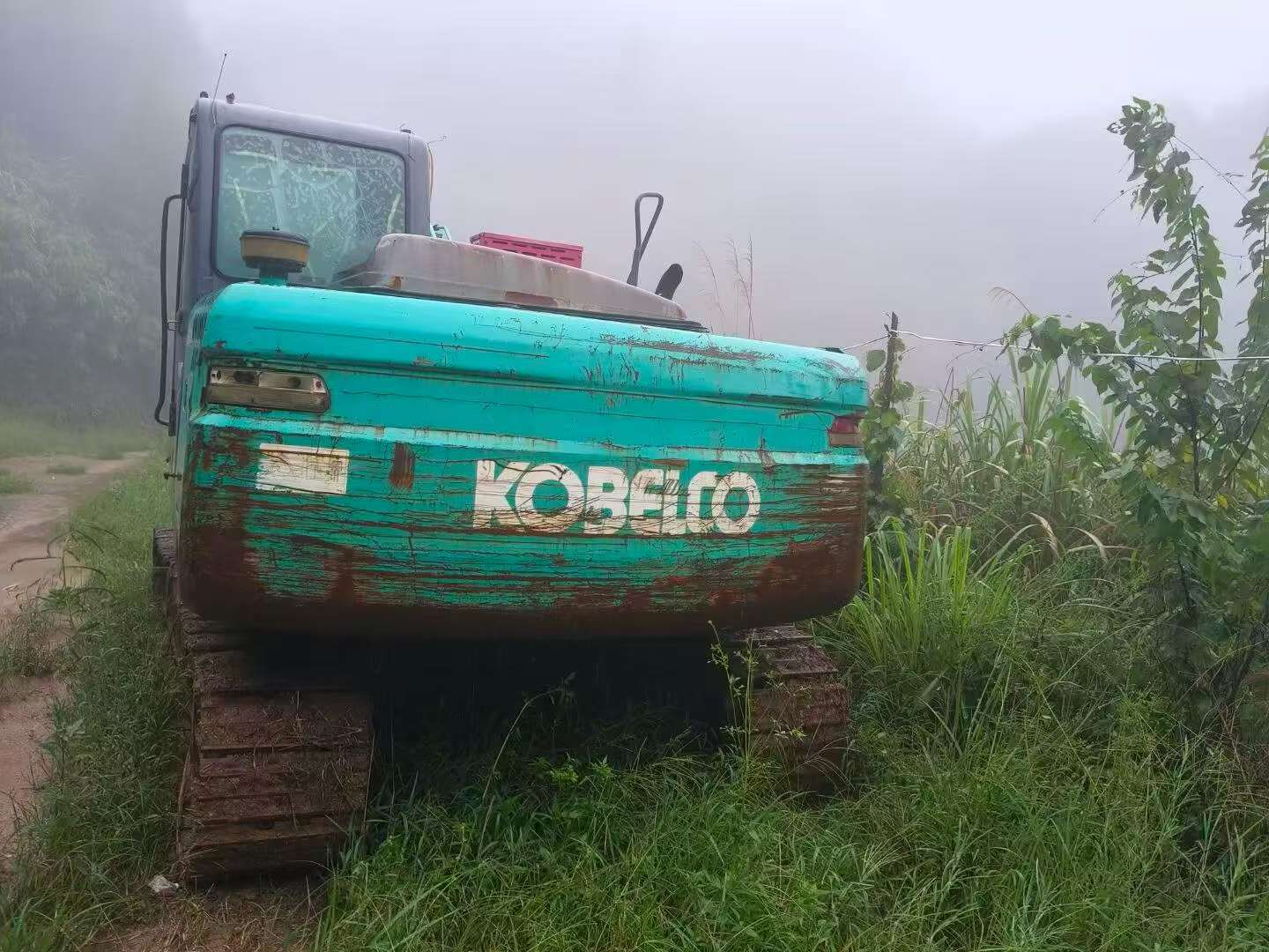 Buy Kobelco SK130 Used Excavator / 2 Buy Kobelco SK130 Used Excavator / 2