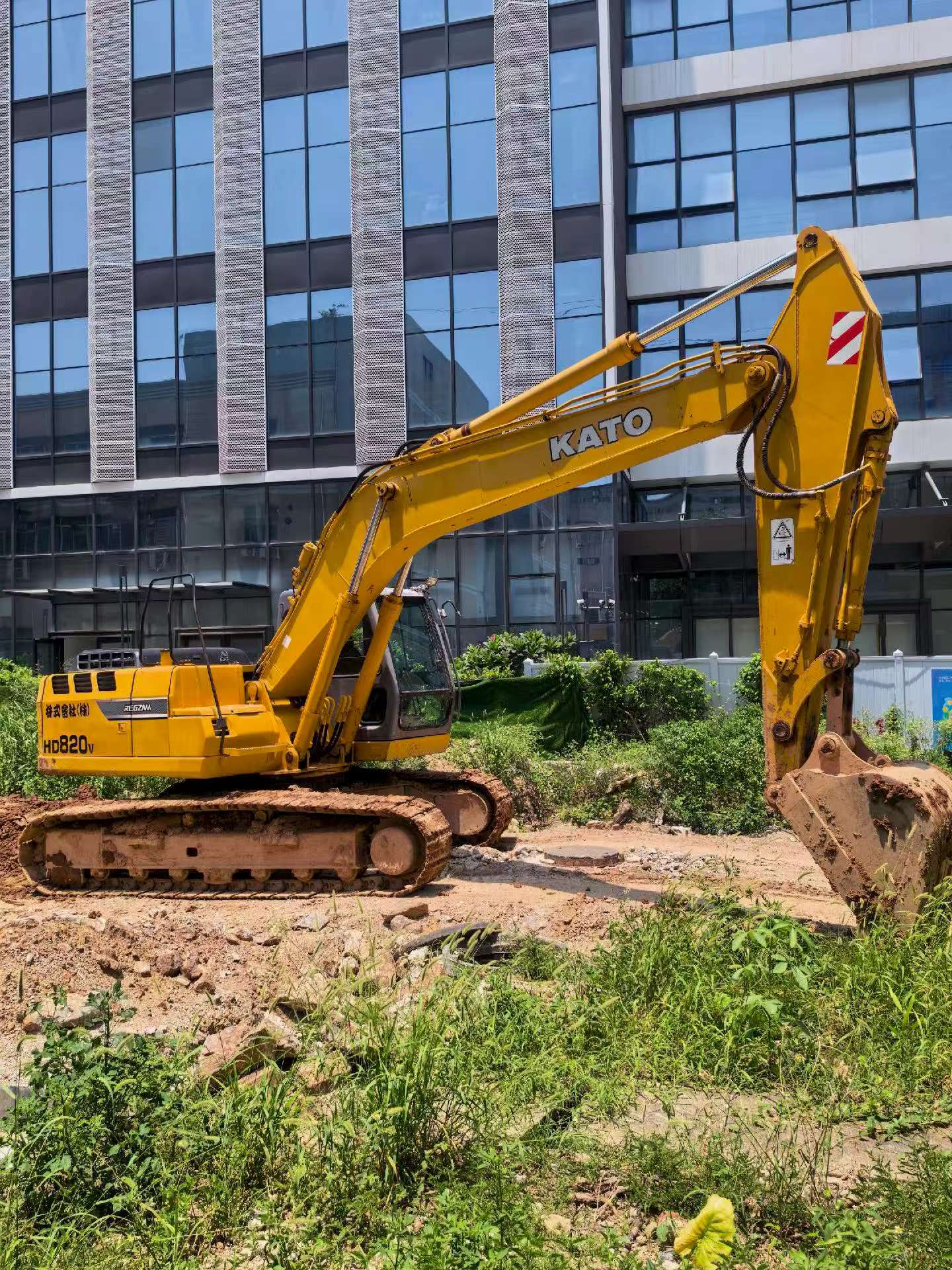 Buy Kato Used Excavator / 1
