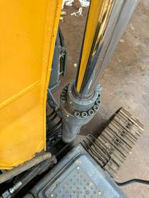 Buy XCMG XE135B Used Excavator / 8 Buy XCMG XE135B Used Excavator / 8
