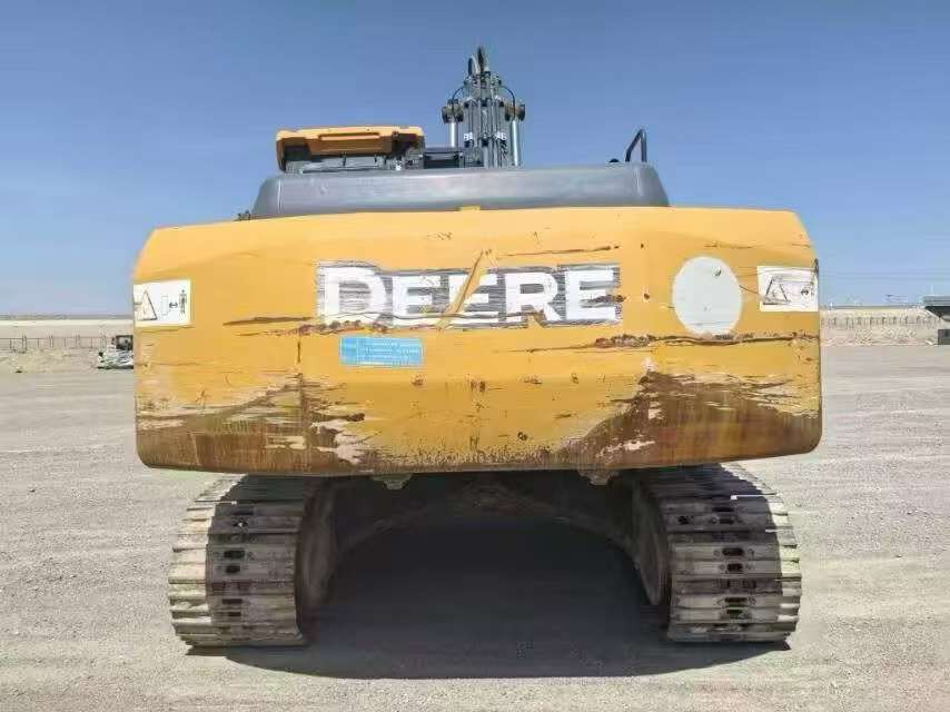 Buy JohnDeere E240 Used Excavator / 2 Buy JohnDeere E240 Used Excavator / 2