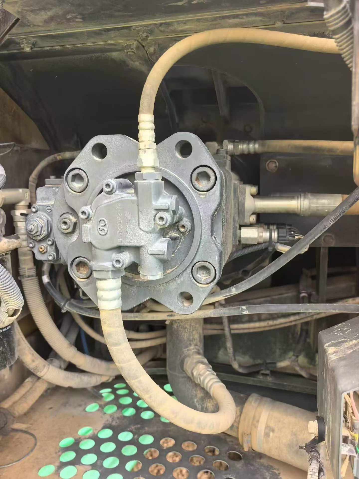 Buy Sumitomo SH210-5 Used Excavator / 7 Buy Sumitomo SH210-5 Used Excavator / 7