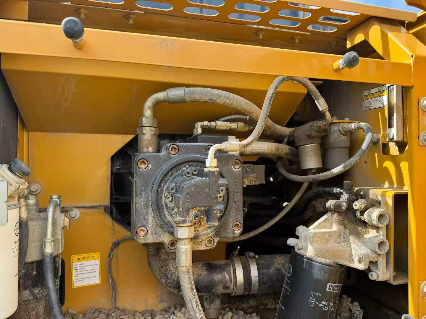 Buy Sany SY205C Used Excavator / 4 Buy Sany SY205C Used Excavator / 4