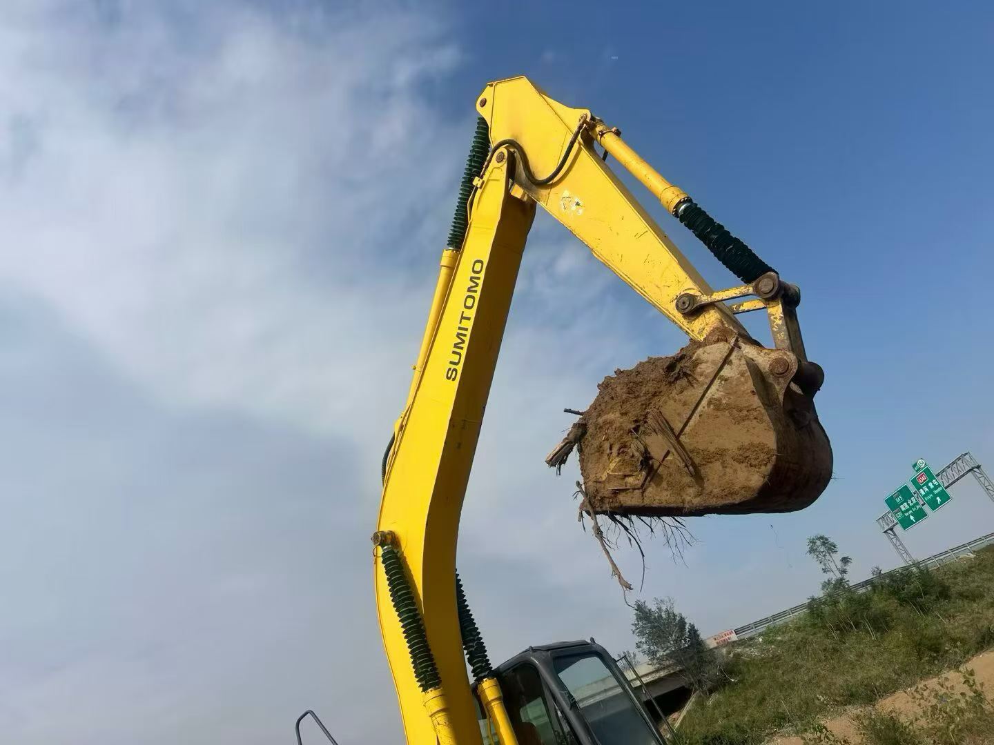 Buy Sumitomo SH210-5 Used Excavator / 4 Buy Sumitomo SH210-5 Used Excavator / 4