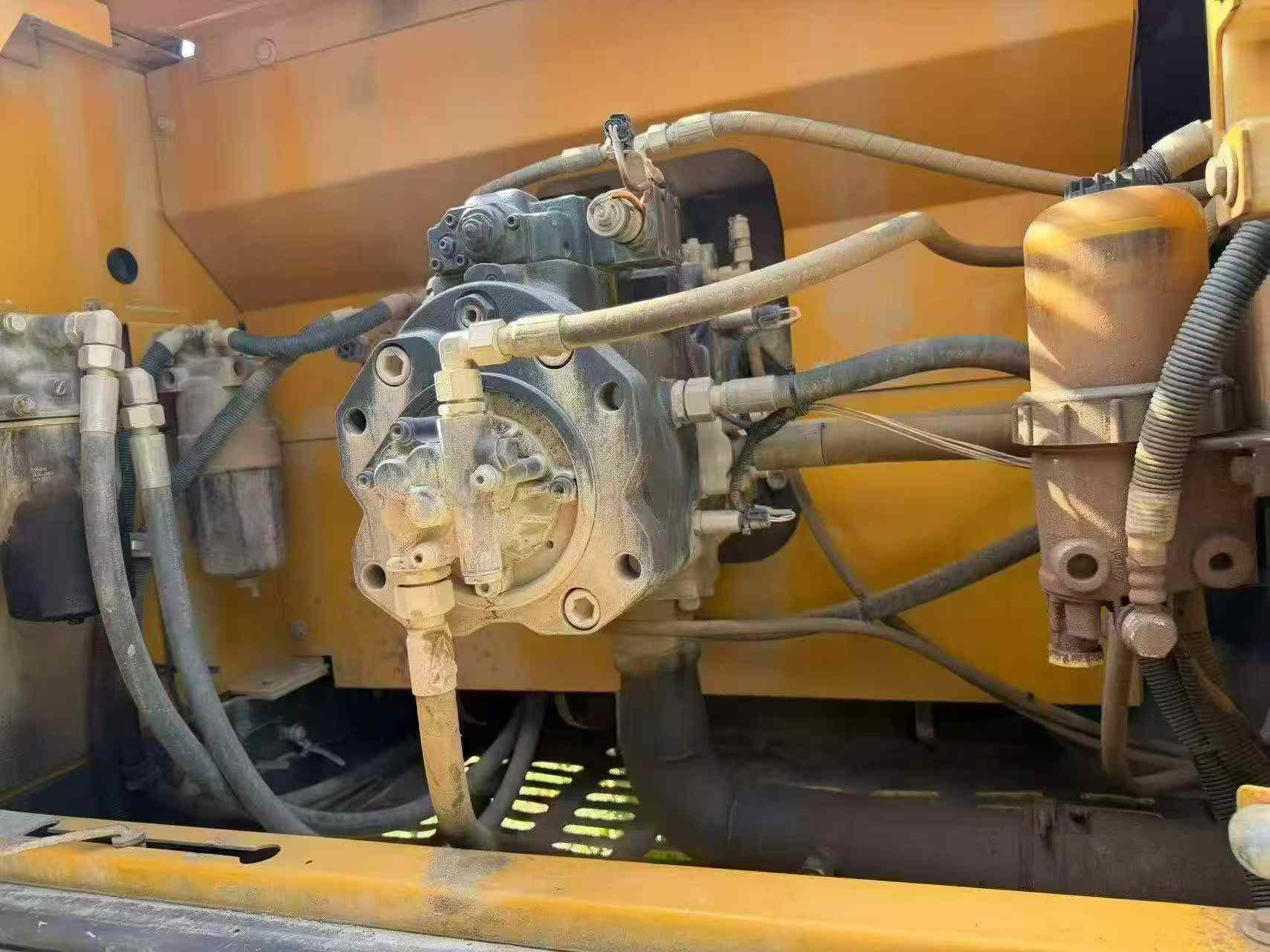 Buy XCMG XE370 Used Excavator / 2 Buy XCMG XE370 Used Excavator / 2