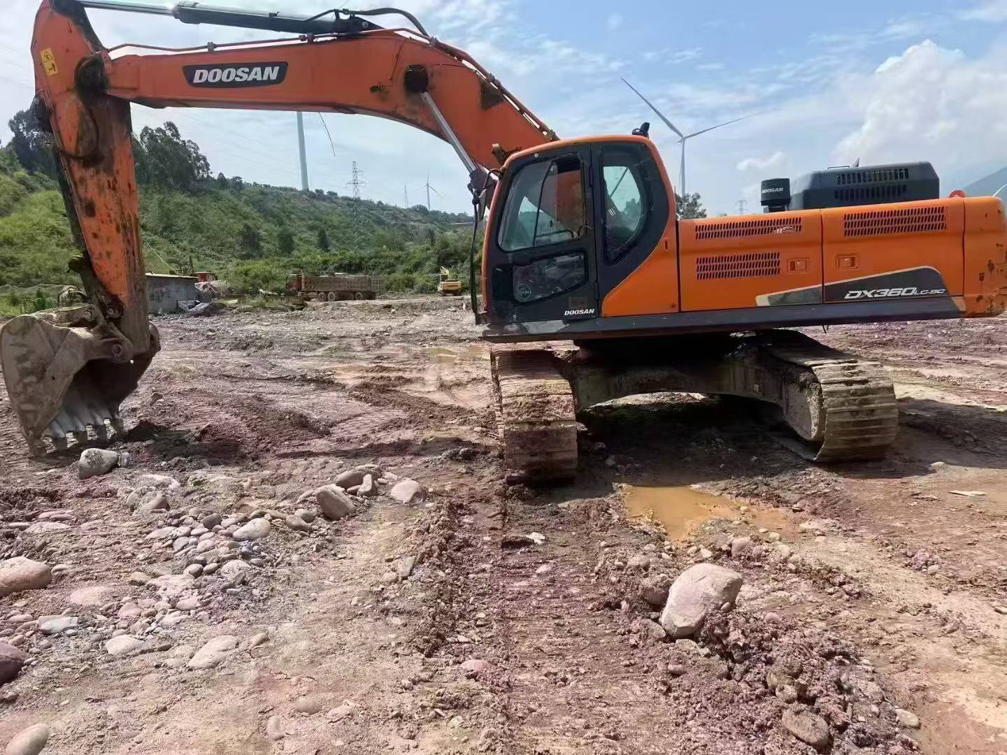 Buy Doosan DH360-V Used Excavator / 4
