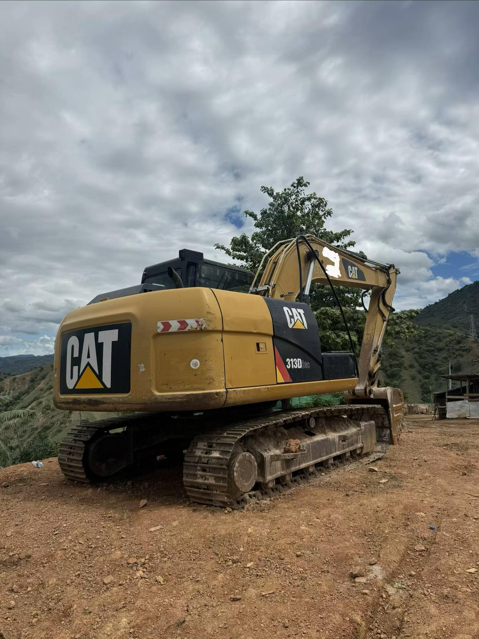 Buy Caterpillar 313D Used Excavator / 1