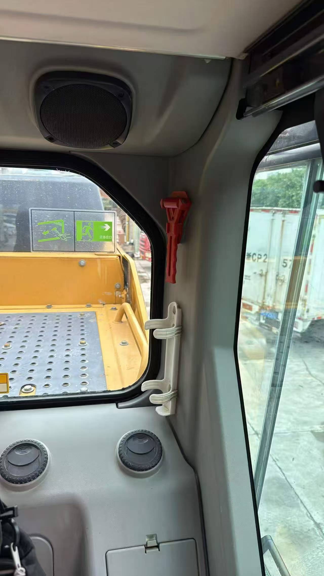 Buy XCMG LW600E Used Loader / 9 Buy XCMG LW600E Used Loader / 9