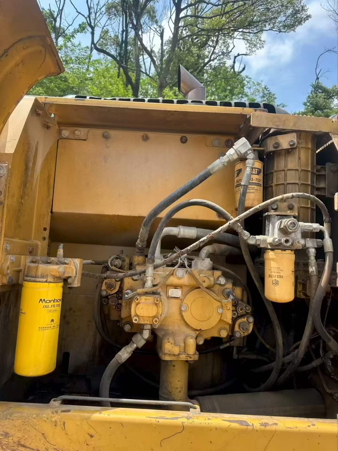 Buy Caterpillar 320D Used Excavator / 5 Buy Caterpillar 320D Used Excavator / 5