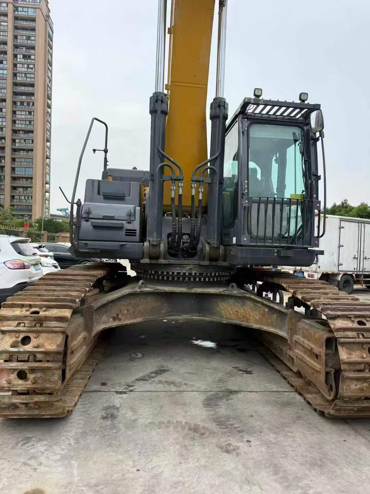 Buy XCMG LW600E Used Excavator / 6 Buy XCMG LW600E Used Excavator / 6