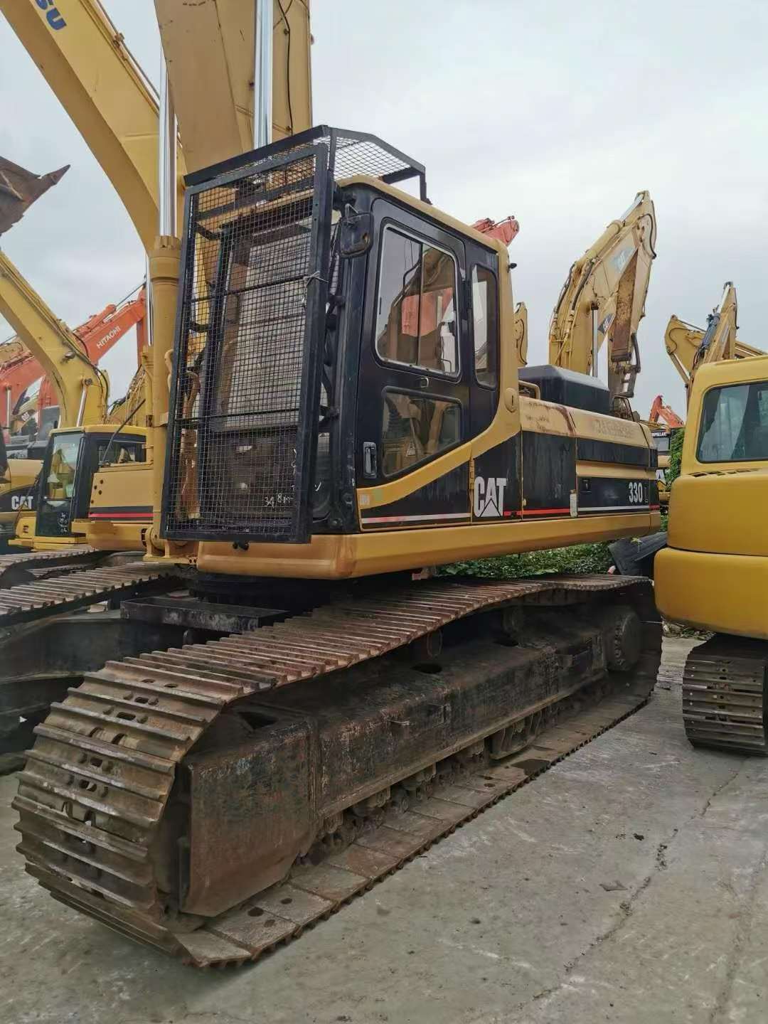 Buy Caterpillar 330B Used Excavator / 2