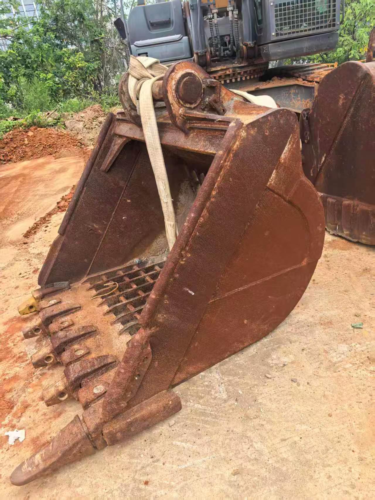 Buy Sany SY375H Used Excavator / 3