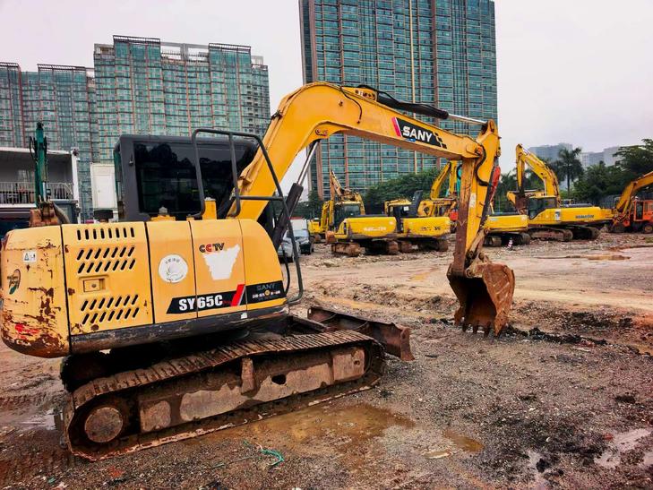 Buy Sany SY65C Used Excavator / 1