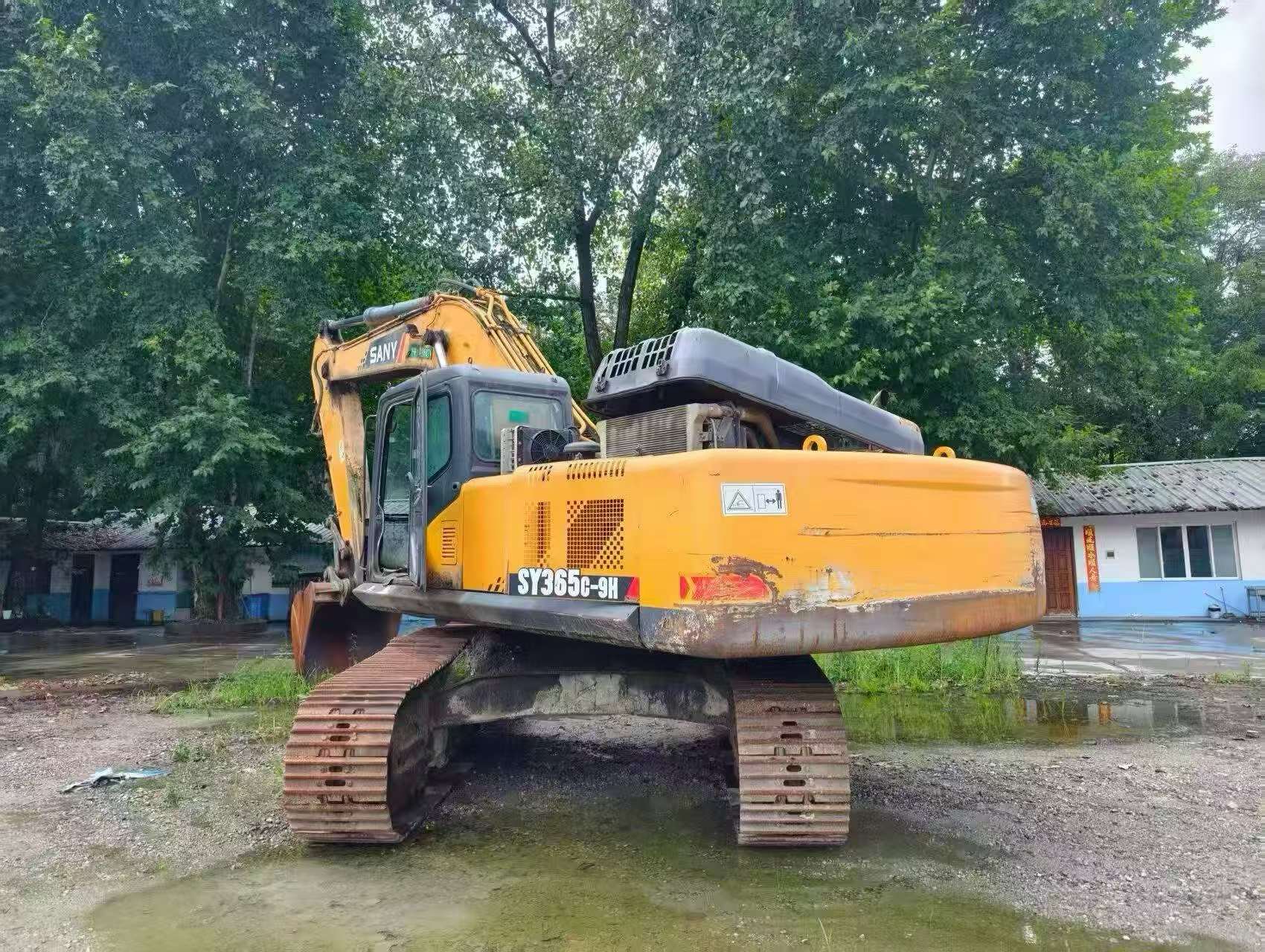 Buy Sany SY305C Used Excavator / 2 Buy Sany SY305C Used Excavator / 2