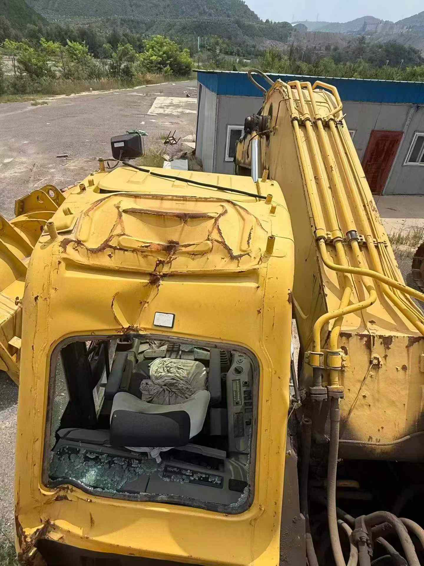 Buy Komatsu Used Excavator / 6 Buy Komatsu Used Excavator / 6