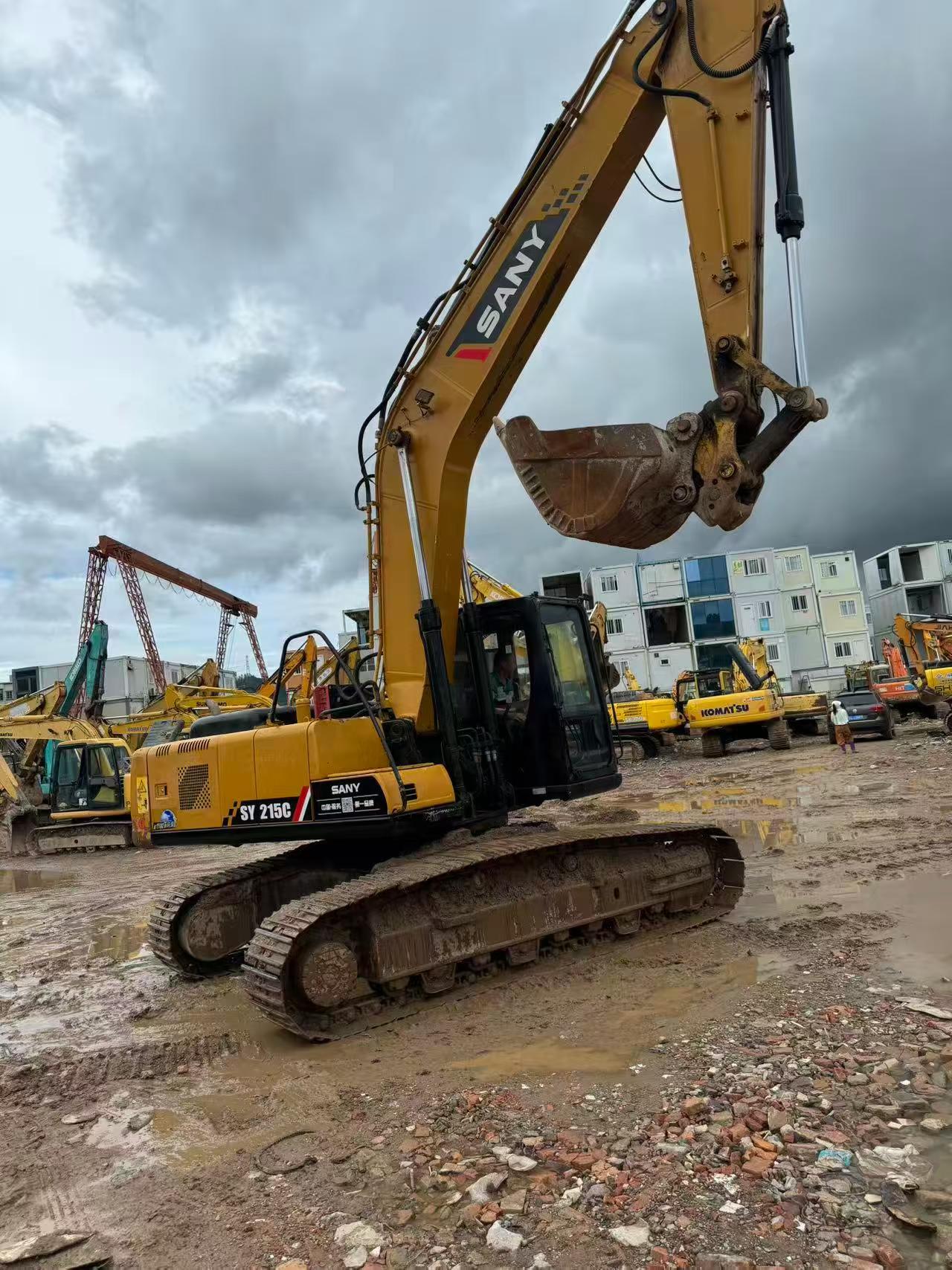 Buy Sany SY215C-8 Used Excavator / 3 Buy Sany SY215C-8 Used Excavator / 3