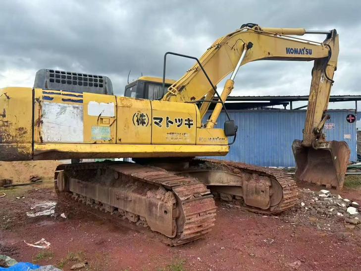 Buy Komatsu Used Excavator / 1
