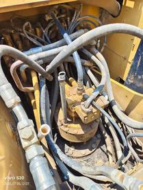 Buy Caterpillar 320D Used Excavator / 5 Buy Caterpillar 320D Used Excavator / 5