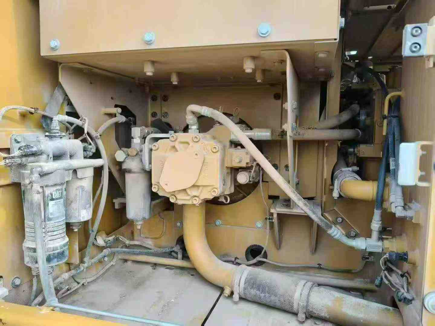 Buy Caterpillar 323 Used Excavator / 5 Buy Caterpillar 323 Used Excavator / 5