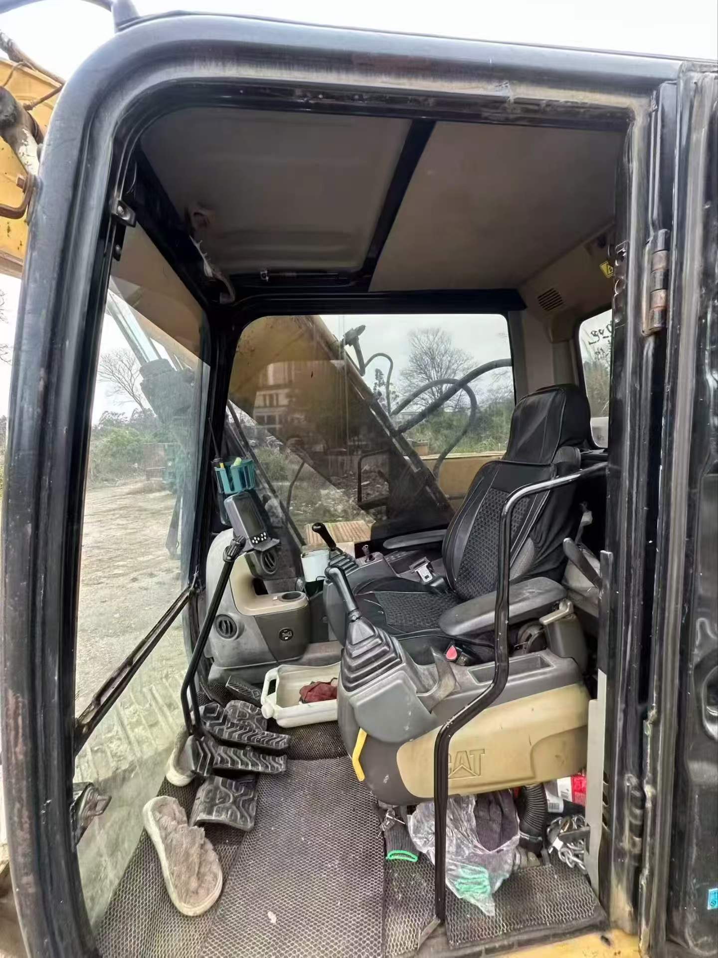 Buy Caterpillar 320D Used Excavator / 6 Buy Caterpillar 320D Used Excavator / 6