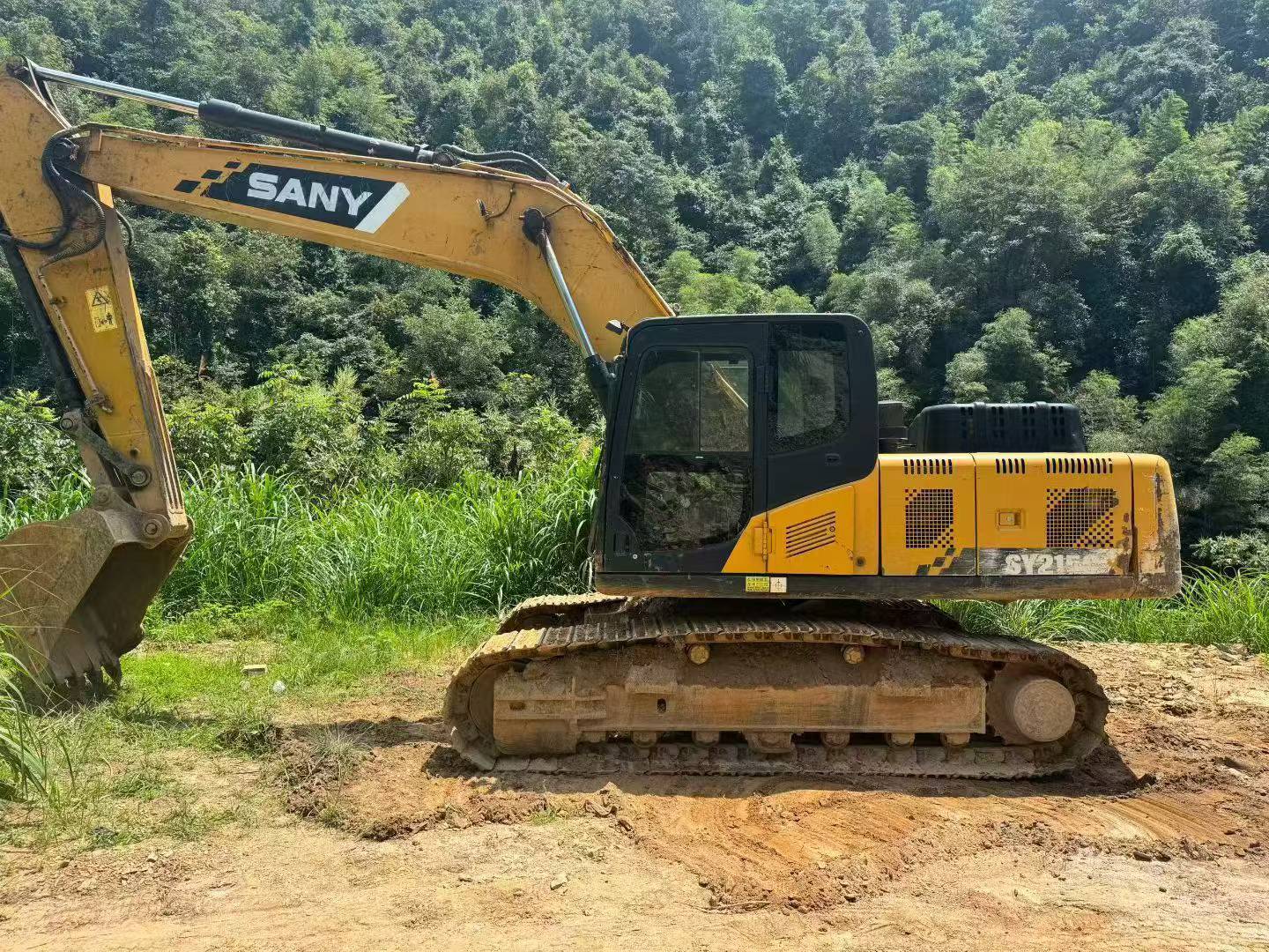 Buy Sany SY205C Used Excavator / 3