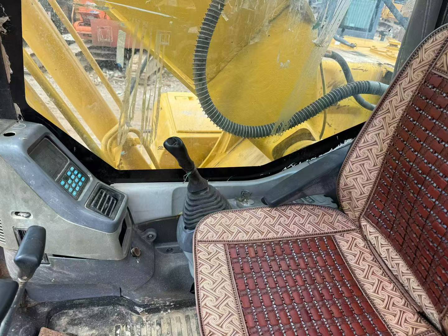 Buy Komatsu Used Excavator / 4 Buy Komatsu Used Excavator / 4