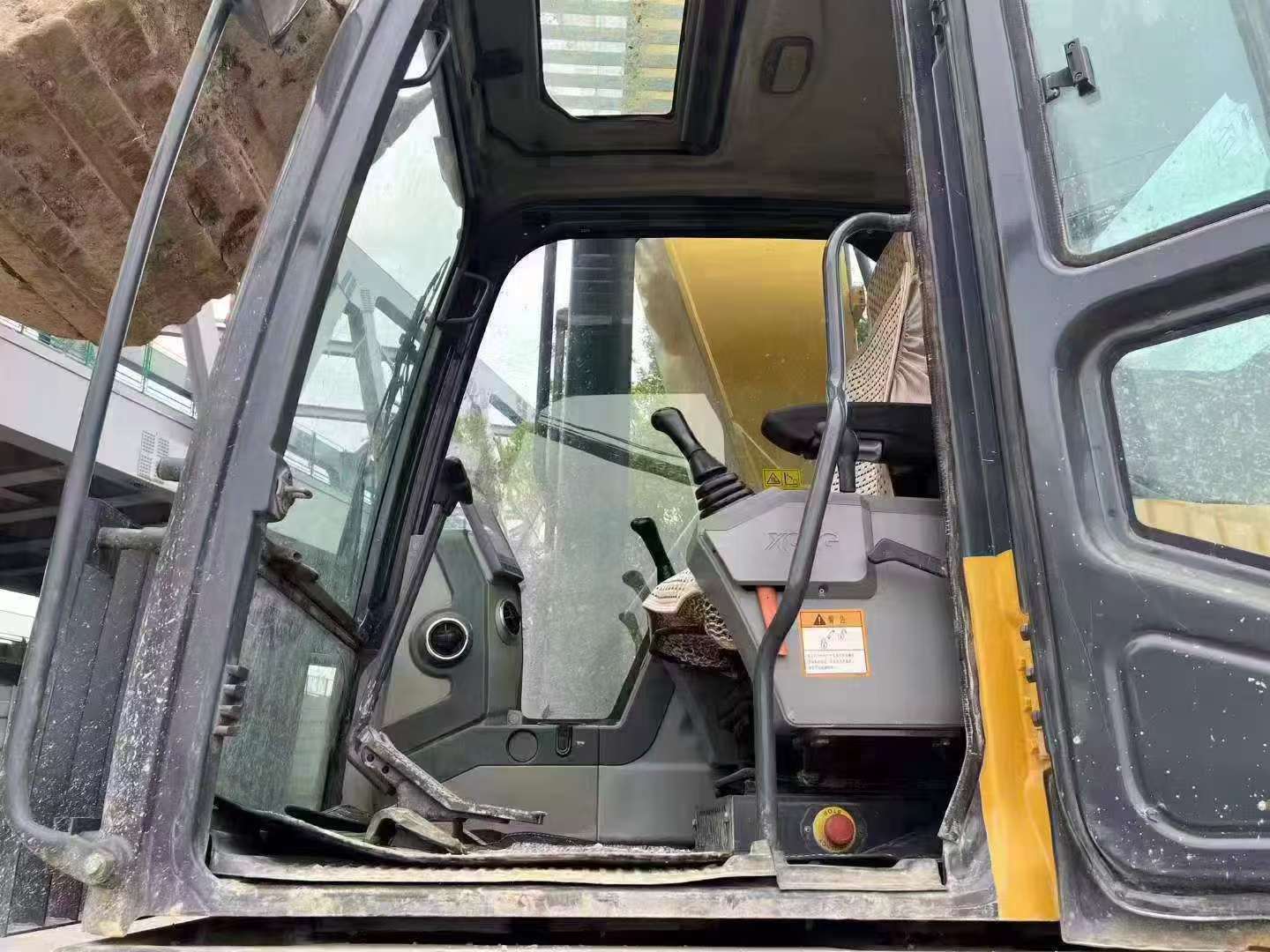 Buy XCMG XE370DK Used Excavator / 9