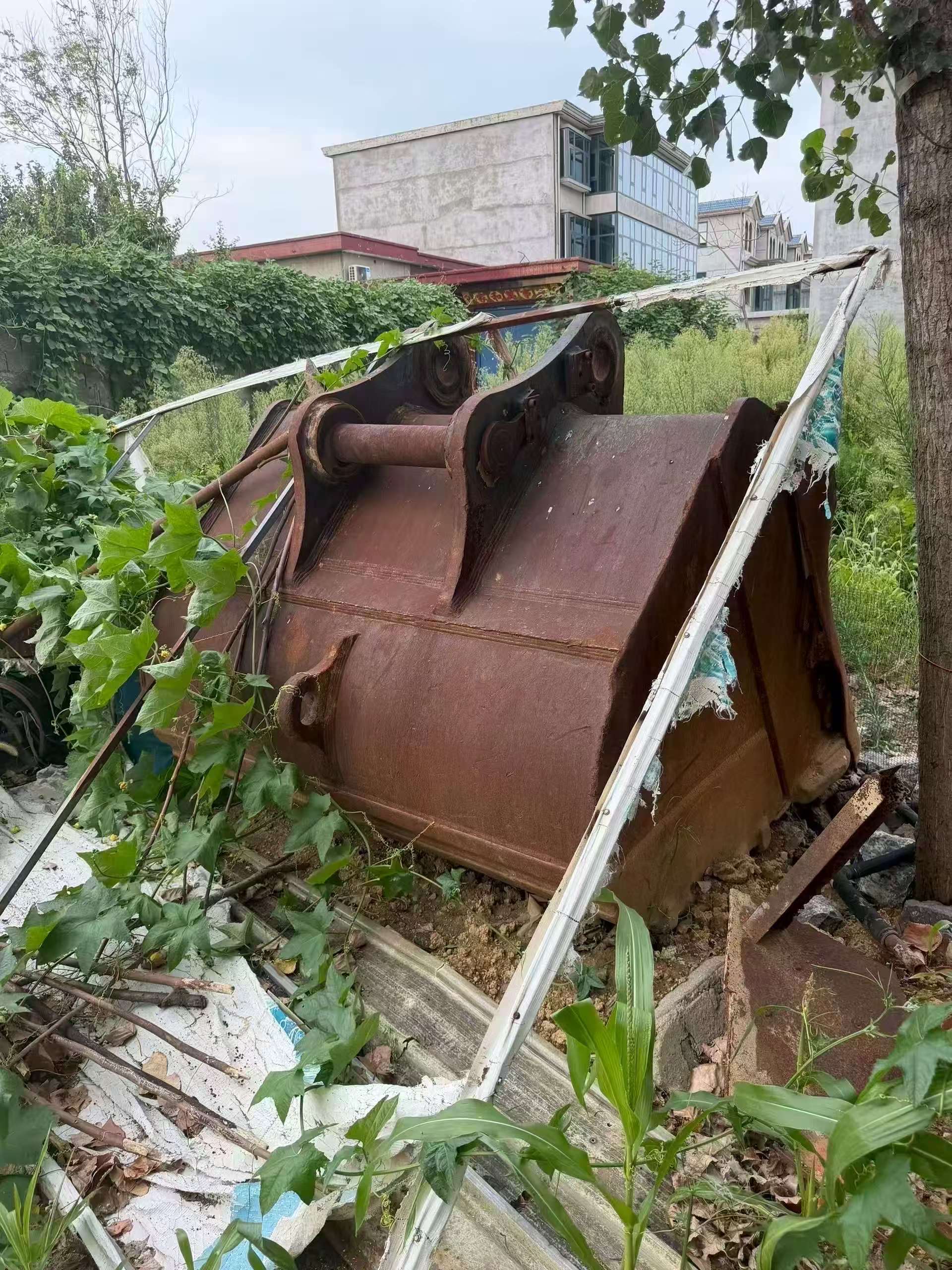 Buy Sany SY650H Used Excavator / 1
