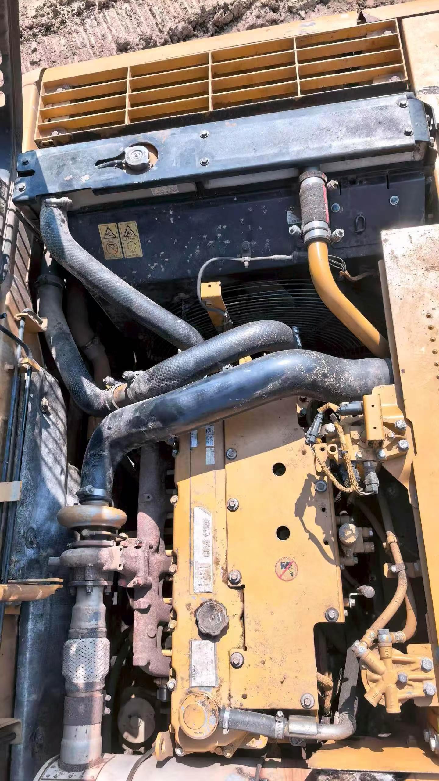 Buy Caterpillar 320D Used Excavator / 5 Buy Caterpillar 320D Used Excavator / 5