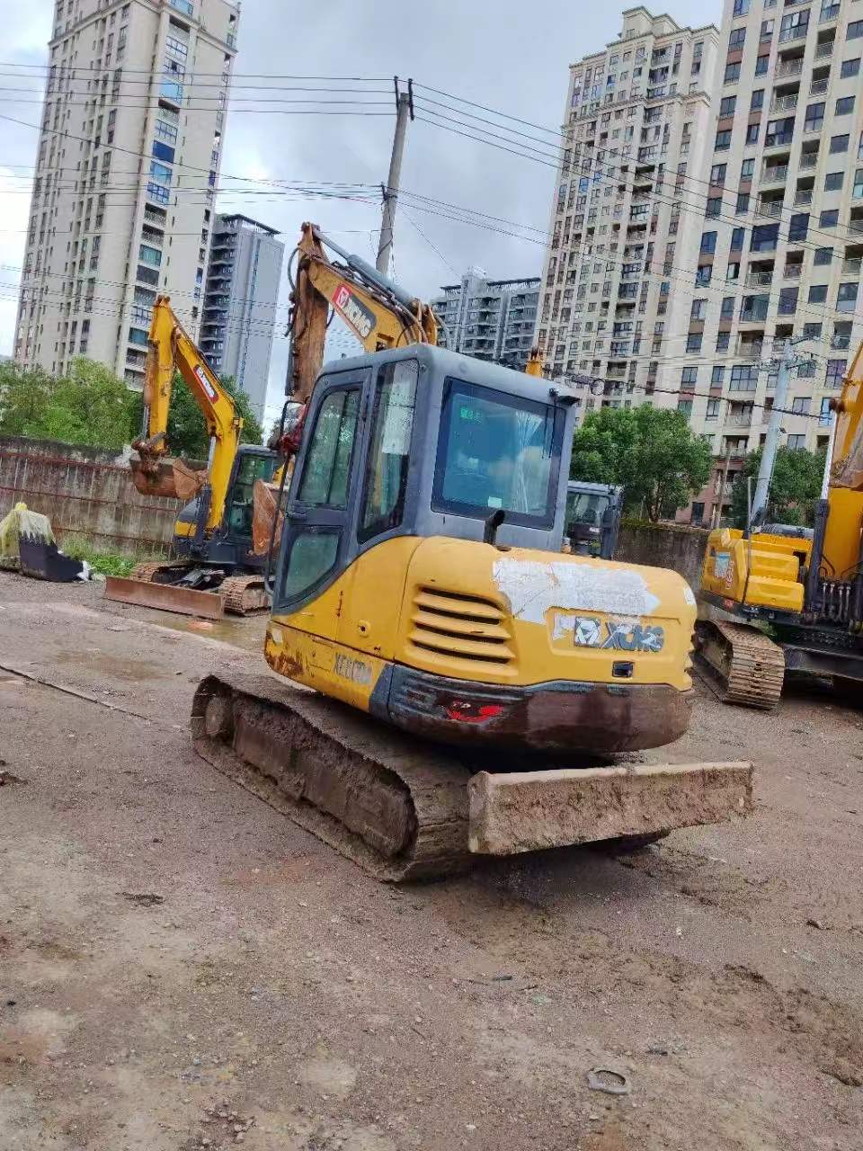 Buy XCMG XE60DA Used Excavator / 2 Buy XCMG XE60DA Used Excavator / 2