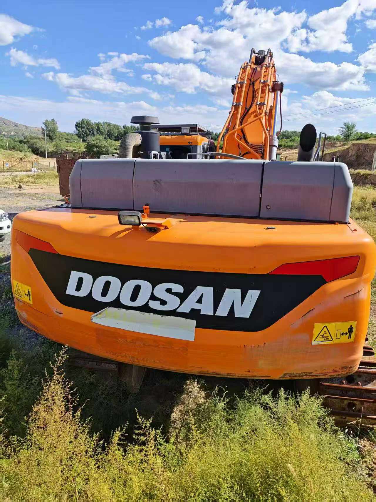 Buy Doosan DX520LC Used Excavator / 1