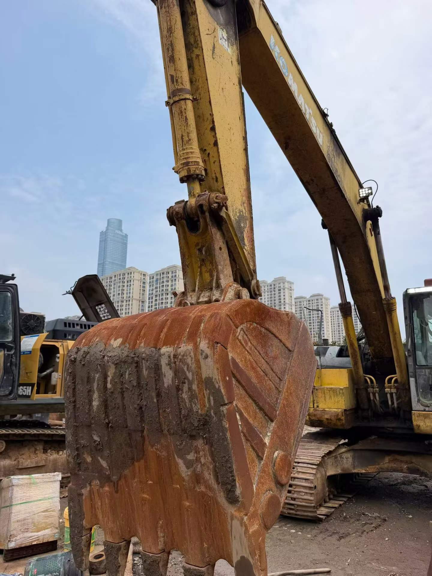 Buy Komatsu PC228US-1 Used Excavator / 4 Buy Komatsu PC228US-1 Used Excavator / 4