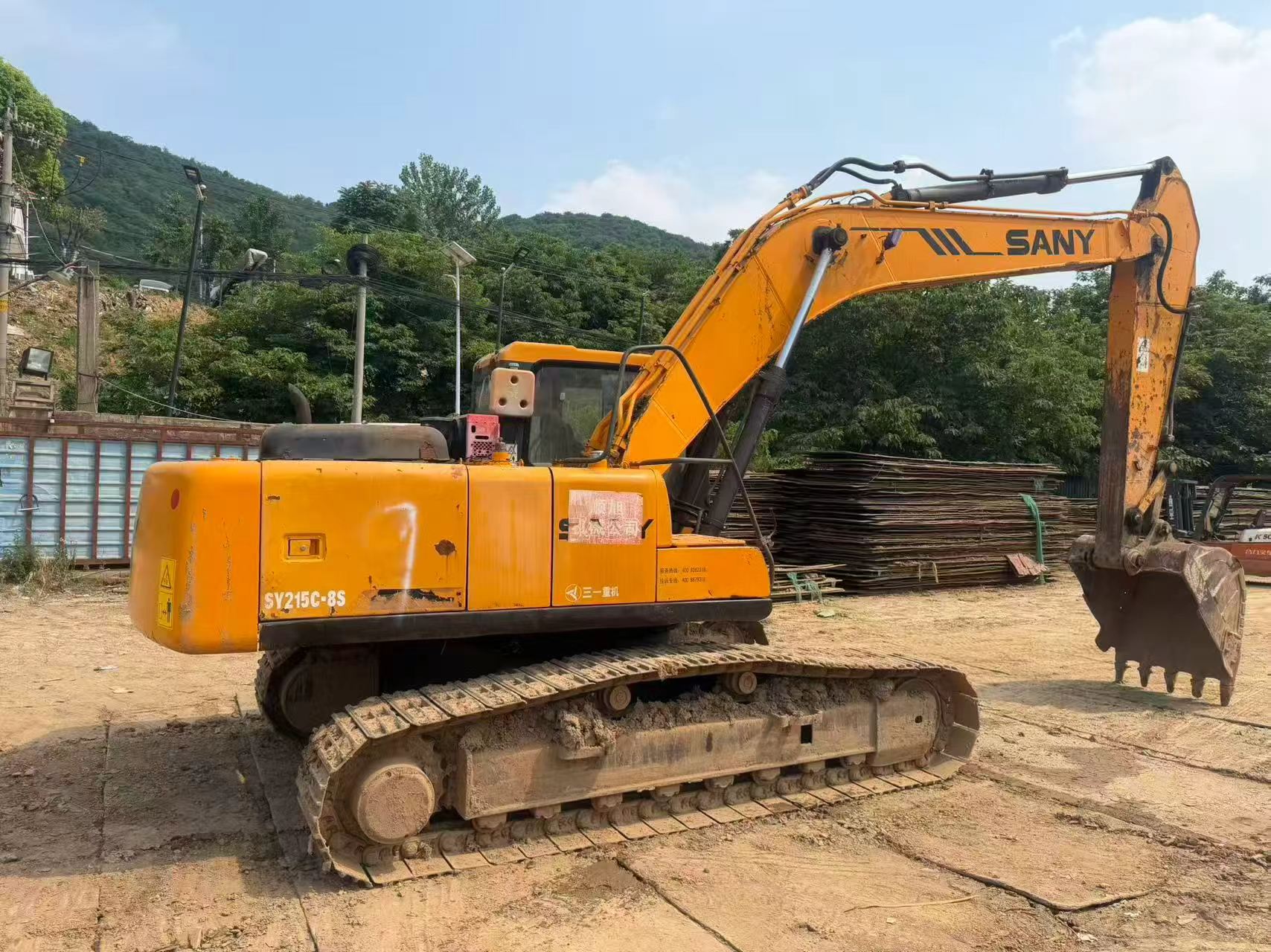 Buy Sany SY215C-8 Used Excavator / 4 Buy Sany SY215C-8 Used Excavator / 4