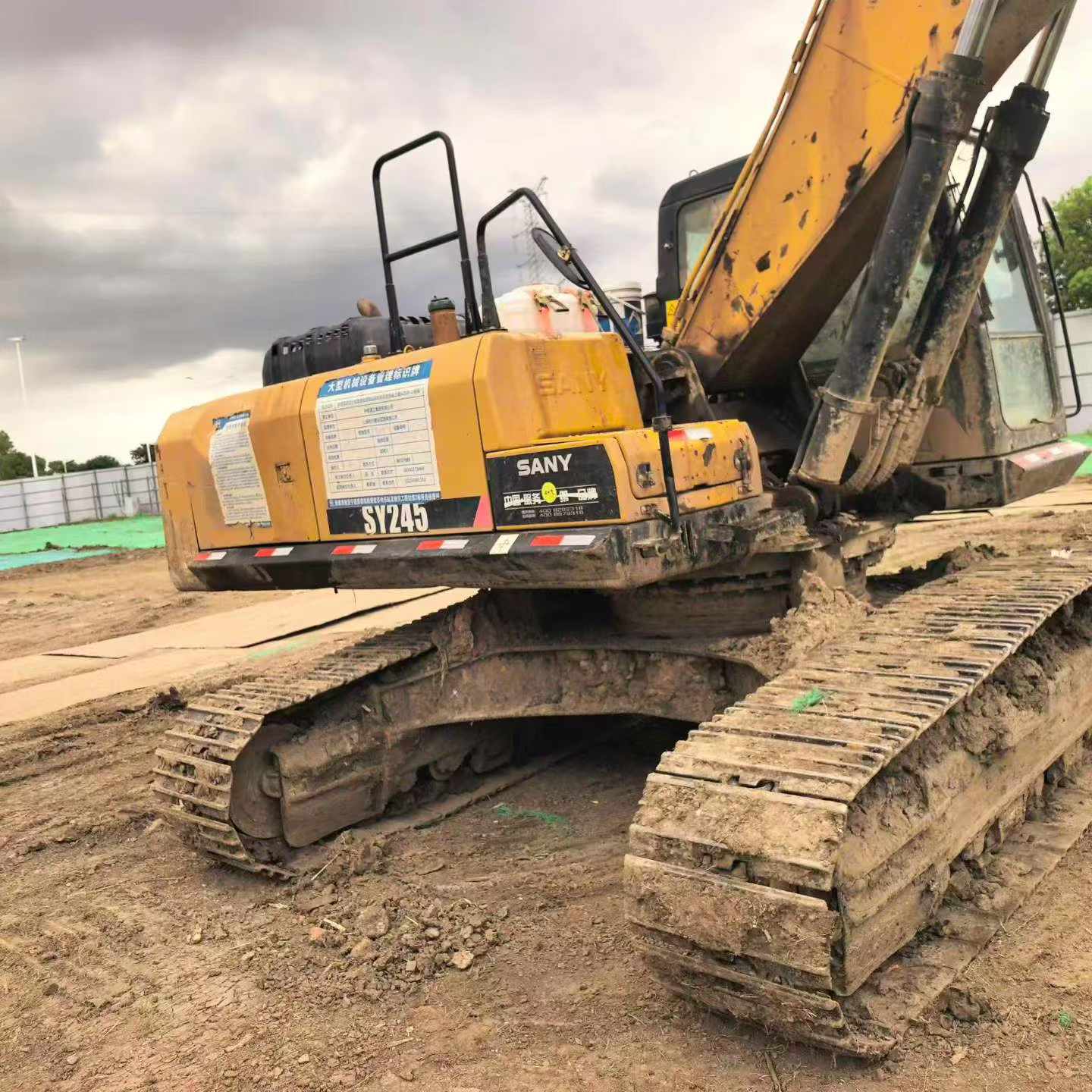 Buy Sany SY245H Used Excavator / 1