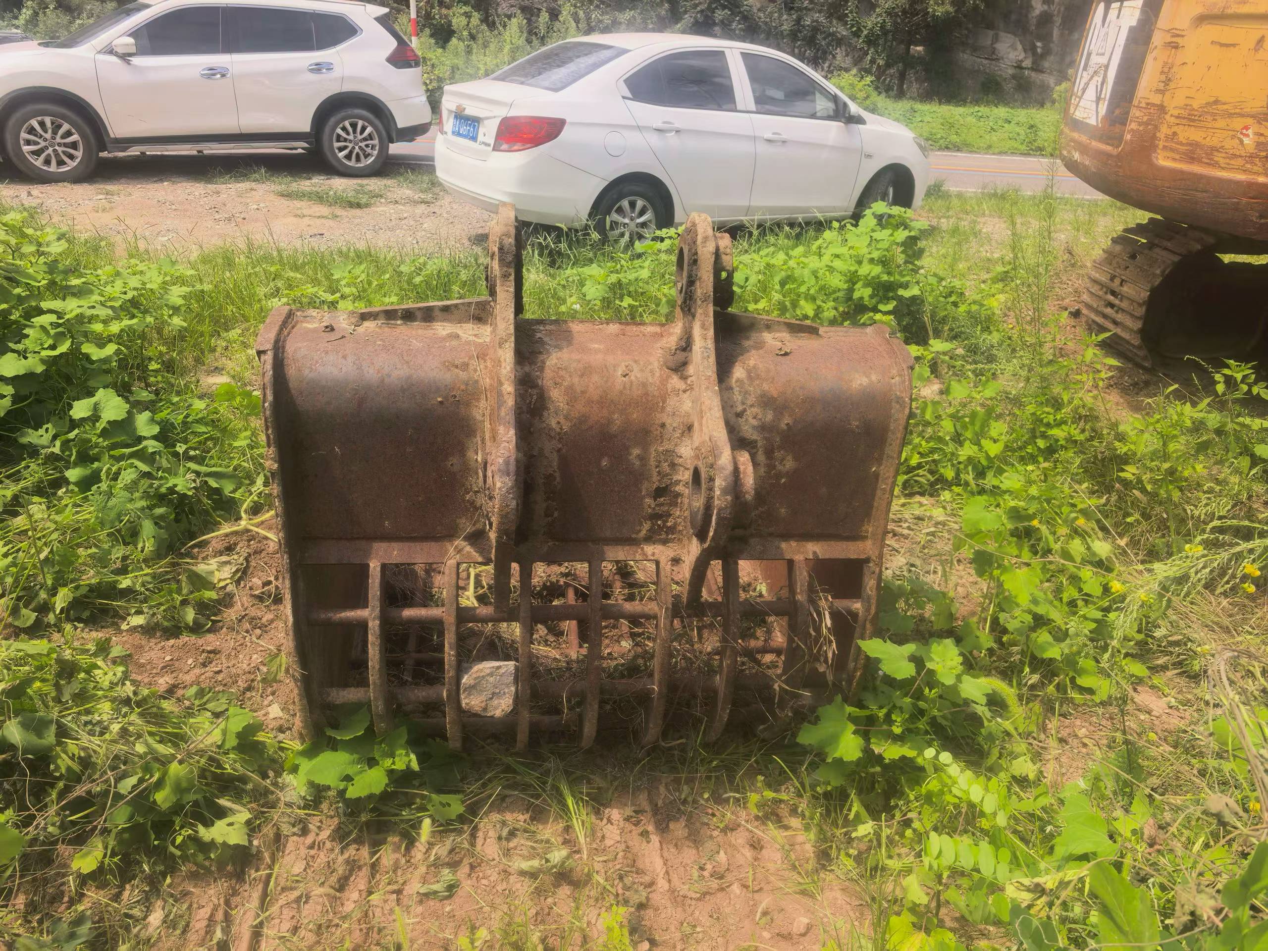 Buy Caterpillar 320D Used Excavator / 2 Buy Caterpillar 320D Used Excavator / 2